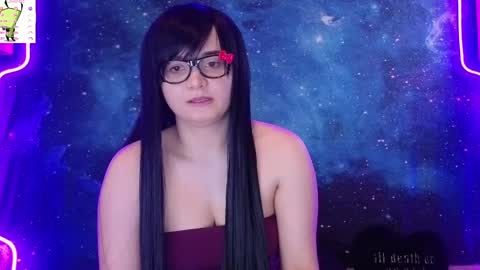 Snapshot of trixiedoescamcam chatting on June 3, 2026, 5:07 pm trixiedoescamcam online show from June 3, 2026, 5:07 pm