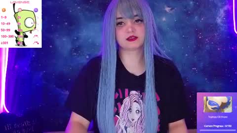 trixiedoescamcam online show from June 22, 2026, 6:05 pm