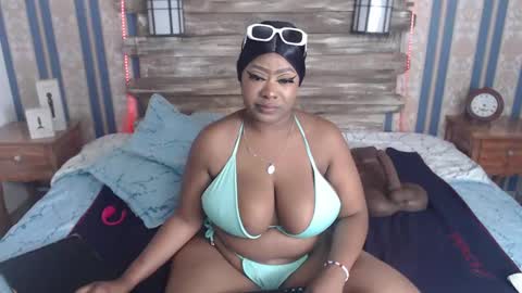 TrixieMar online show from September 27, 2025, 2:00 pm