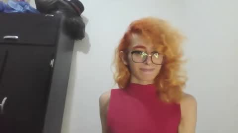 Trixy Rose online show from January 3, 2025, 12:00 am