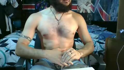 Andrew online show from December 19, 2025, 7:43 pm