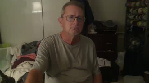 Troffer online show from December 4, 2025, 1:26 am