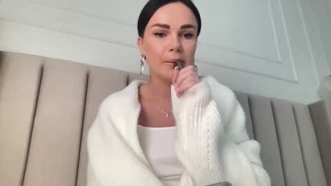 Snapshot of tromo18 chatting on February 17, 2025, 7:26 am Victoria online show from February 17, 2025, 7:26 am