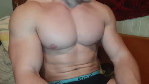 Snapshot of troncq chatting on February 13, 2025, 9:51 am Troncq online show from February 13, 2025, 9:51 am