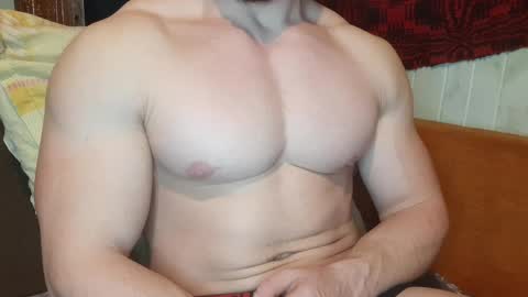 Snapshot of troncq chatting on February 18, 2025, 3:43 pm Troncq online show from February 18, 2025, 3:43 pm