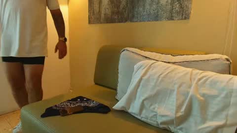 Troy online show from April 22, 2026, 3:53 am