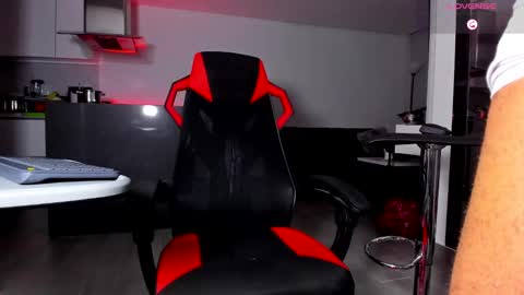 Snapshot of troywesly_ chatting on February 9, 2025, 6:54 am Troy wesly online show from February 9, 2025, 6:54 am