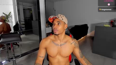 Snapshot of troywesly_ chatting on October 24, 2025, 12:19 am Troy wesly online show from October 24, 2025, 12:19 am