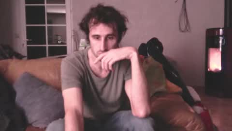 trucdeoufouf online show from January 28, 2025, 10:12 pm