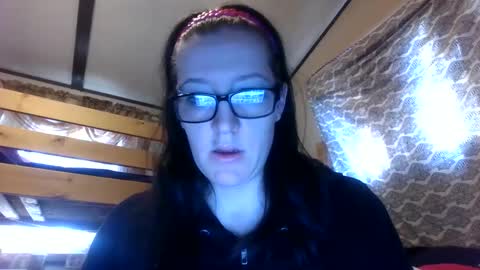 Snapshot of truckerswifetobe chatting on December 9, 2024, 3:11 pm TruckersWifeToBe online show from December 9, 2024, 3:11 pm