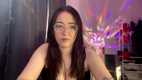 Amelia online show from October 16, 2025, 11:00 am