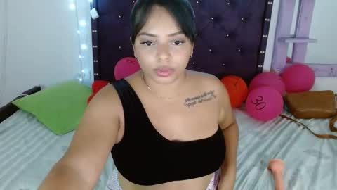 Snapshot of trululuygomitas chatting on February 26, 2025, 7:16 pm trululuygomitas online show from February 26, 2025, 7:16 pm