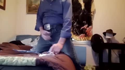 trypodman online show from September 14, 2025, 7:35 pm