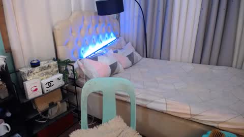 billie online show from December 8, 2024, 11:03 am