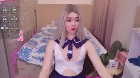 ts_yoshi_ online show from November 12, 2025, 2:34 am