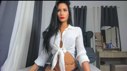Bella online show from July 15, 2026, 6:57 pm