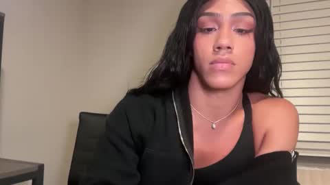 Snapshot of tsj777 chatting on October 25, 2025, 12:40 am tsj777 online show from October 25, 2025, 12:40 am