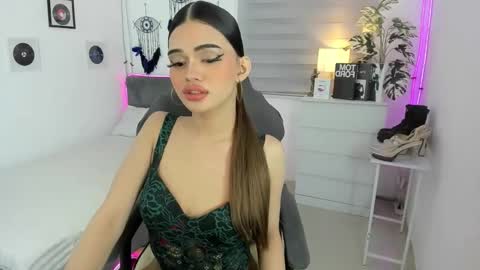 Snapshot of tstoni_talks chatting on October 5, 2025, 3:27 am tstoni_talks online show from October 5, 2025, 3:27 am