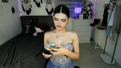 Snapshot of tstoni_talks chatting on June 7, 2026, 4:00 pm tstoni_talks online show from June 7, 2026, 4:00 pm