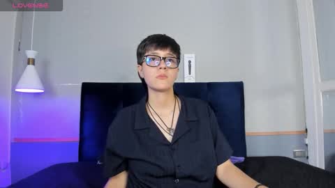 Maru online show from November 17, 2025, 8:36 pm