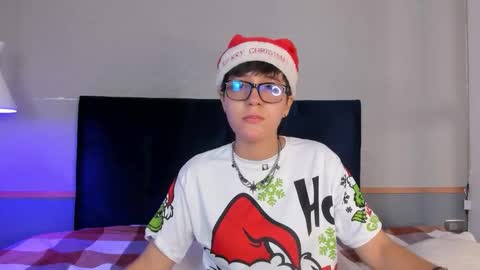 Maru online show from December 3, 2025, 7:34 pm