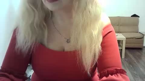 Snapshot of ttrnynela chatting on December 22, 2025, 7:27 am Ttrnynela online show from December 22, 2025, 7:27 am