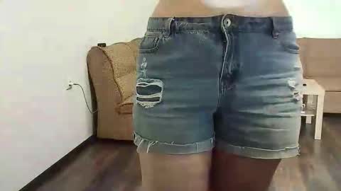 Snapshot of ttrnynela chatting on February 27, 2026, 8:03 am Ttrnynela online show from February 27, 2026, 8:03 am