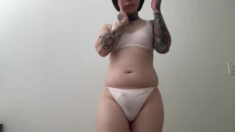 tts4everlove online show from October 6, 2025, 2:25 pm