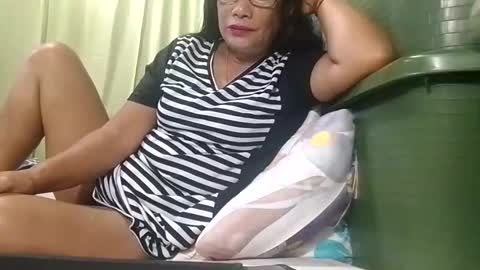 Mae online show from October 29, 2025, 10:44 pm