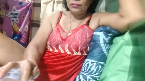 Snapshot of tuchmegently chatting on May 5, 2026, 9:45 pm Mae online show from May 5, 2026, 9:45 pm