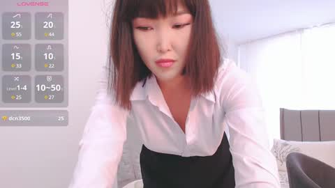 Snapshot of tumilio chatting on December 15, 2024, 8:08 am TumiLio online show from December 15, 2024, 8:08 am