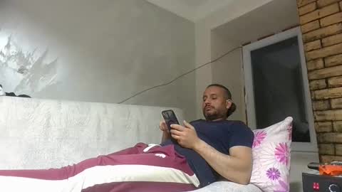 turkey_men34 online show from April 15, 2026, 4:25 pm