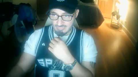 tuscan_taurus online show from November 10, 2025, 4:55 am