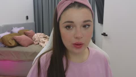 Ariana online show from February 19, 2025, 8:52 pm