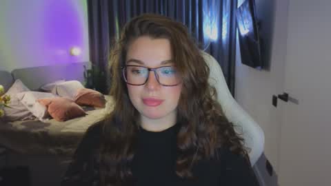 Ariana online show from September 20, 2025, 8:43 pm