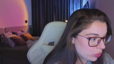 Ariana online show from October 4, 2025, 8:51 pm