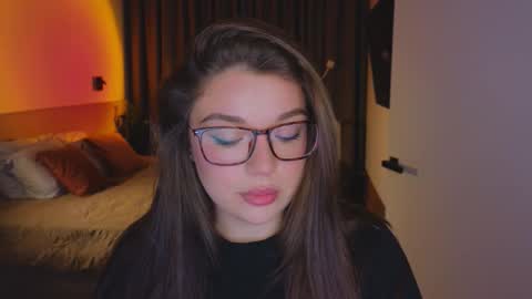 Ariana online show from October 29, 2025, 8:54 pm