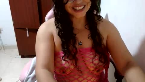 tuzusy online show from May 26, 2026, 6:31 am