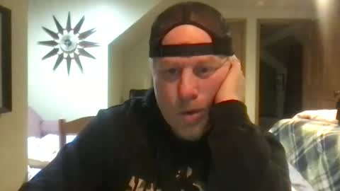 Snapshot of twiinsoul chatting on January 1, 2025, 3:23 am twiinsoul online show from January 1, 2025, 3:23 am