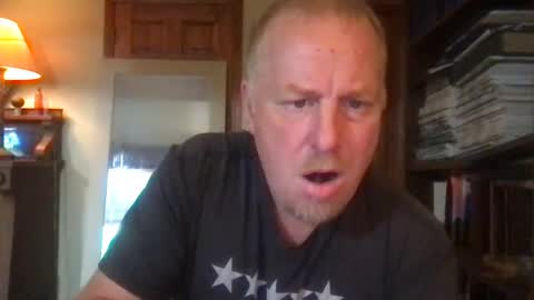 Snapshot of twiinsoul chatting on October 3, 2025, 2:14 pm twiinsoul online show from October 3, 2025, 2:14 pm