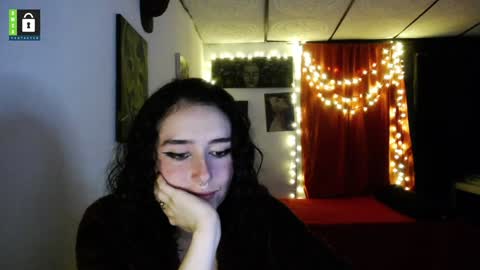 TwinFlamesXX online show from January 14, 2025, 2:19 am