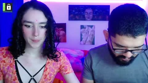 TwinFlamesXX online show from February 7, 2025, 4:56 pm