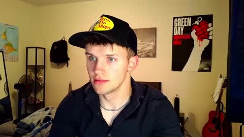 twink2048 online show from May 16, 2026, 12:51 am