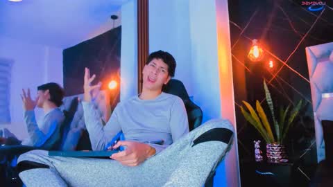 Snapshot of twink_bunny chatting on September 12, 2025, 1:06 am samu online show from September 12, 2025, 1:06 am