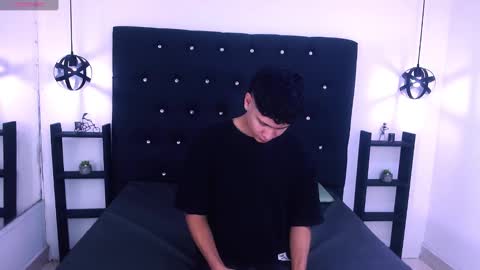 Snapshot of twink_bunny chatting on October 4, 2025, 6:50 pm samu online show from October 4, 2025, 6:50 pm