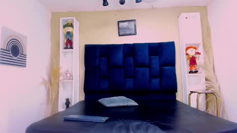 Snapshot of twink_bunny chatting on October 13, 2025, 12:27 pm samu online show from October 13, 2025, 12:27 pm