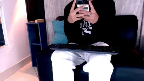 Snapshot of twink_bunny chatting on November 21, 2025, 12:04 pm samu online show from November 21, 2025, 12:04 pm