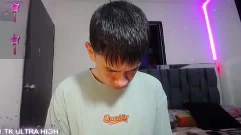 Mr Daren online show from March 11, 2025, 5:57 pm