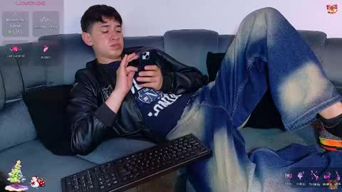 Mr Daren online show from December 17, 2025, 8:48 pm