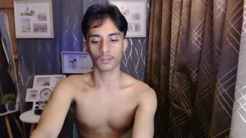 Snapshot of twink_hairyass69 chatting on January 8, 2025, 5:59 pm Aladin online show from January 8, 2025, 5:59 pm